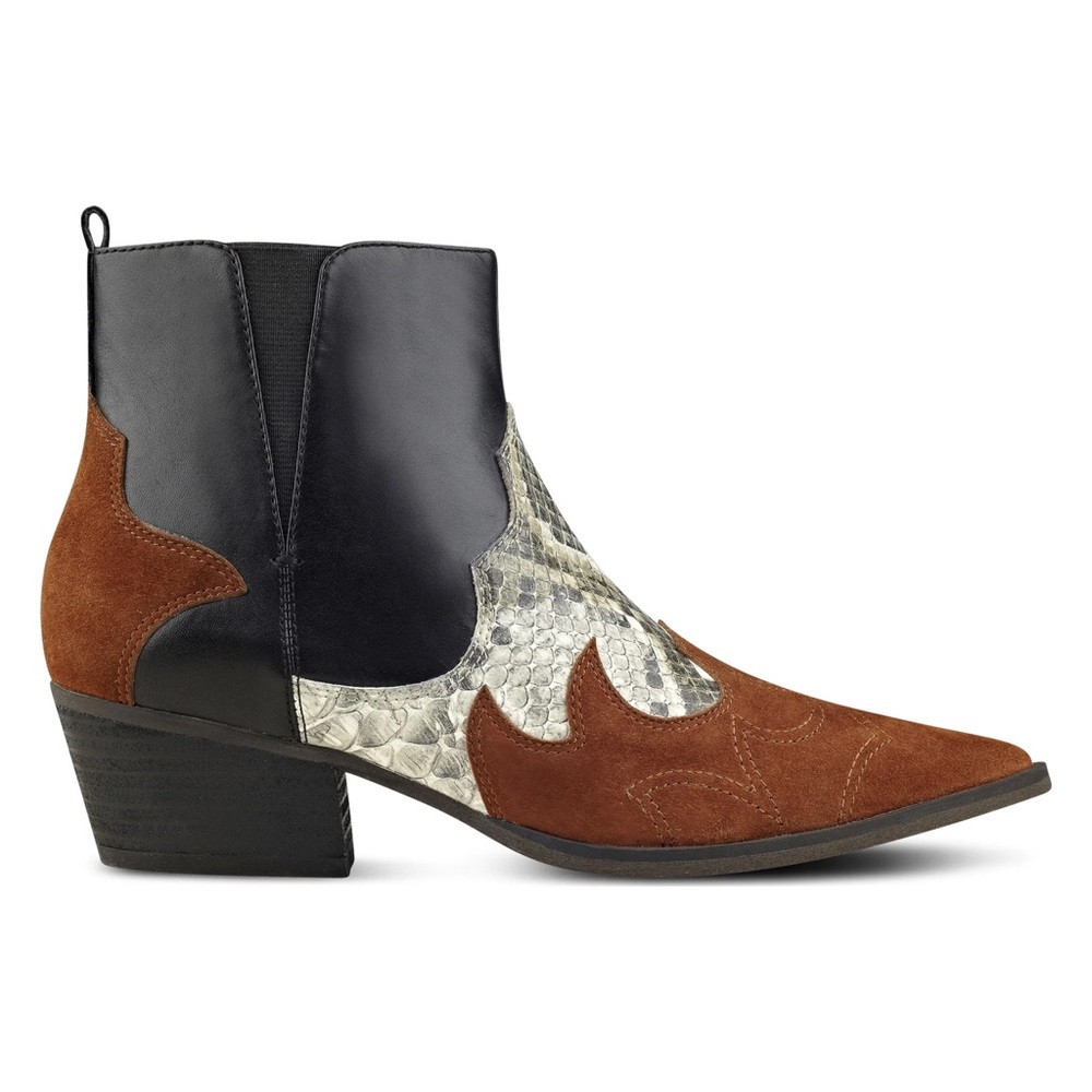Nine West Cedar Western-Inspired Ankle Booties 🤠